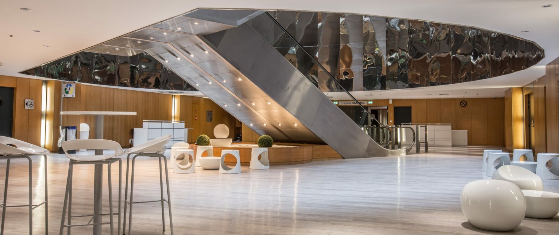 Accueil du Centre de Congrès Cité Mondiale de Bordeaux